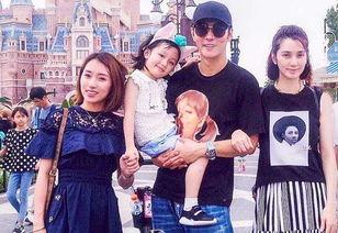 娱乐吃瓜经纪人和女星,吃瓜经纪人揭秘女星幕后故事